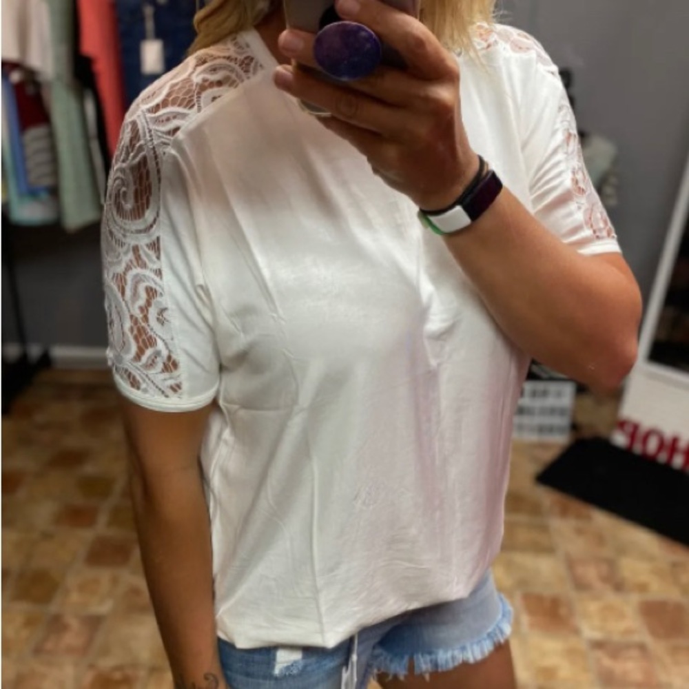 Zenana Outfitters White Lace Sleeve Short Sleeve Top NEW